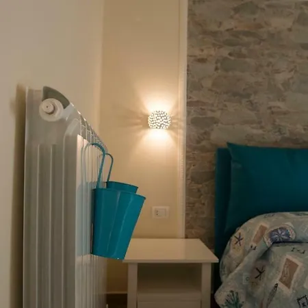 Residenza Maria Antonietta - 50 Metri Dal Mare 3* 皮佐