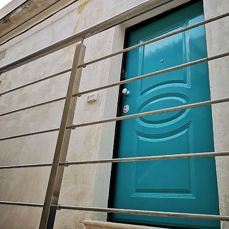 Residenza Maria Antonietta - 50 Metri Dal Mare 3*