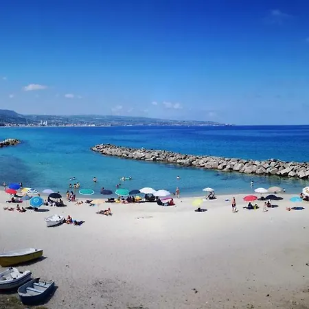 招待所 Residenza Maria Antonietta - 50 Metri Dal Mare 皮佐