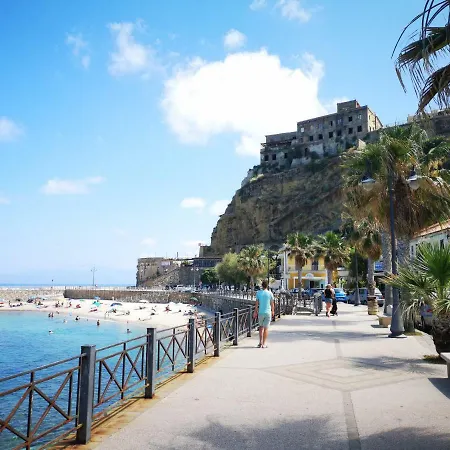 Residenza Maria Antonietta - 50 Metri Dal Mare 招待所