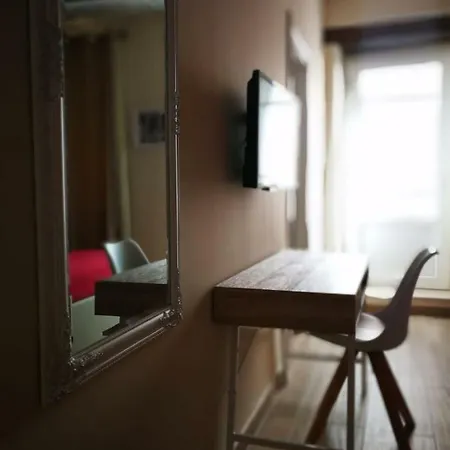 Residenza Maria Antonietta - 50 Metri Dal Mare 3*