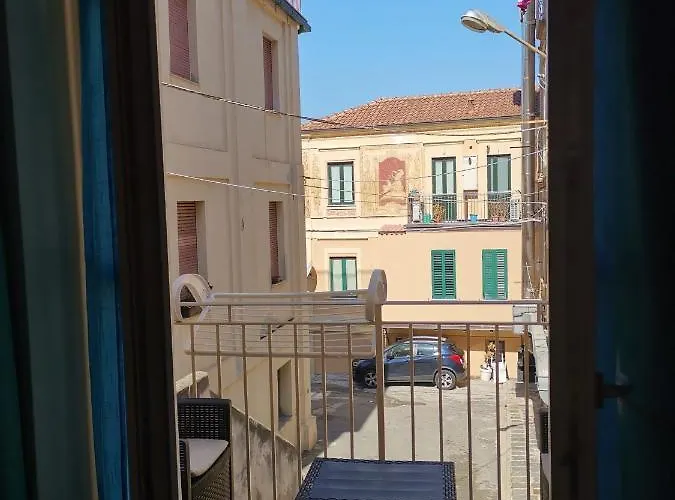 Residenza Maria Antonietta - 50 Metri Dal Mare בית הארחה פיצו