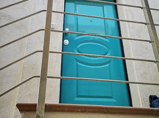 Residenza Maria Antonietta - 50 Metri Dal Mare פיצו