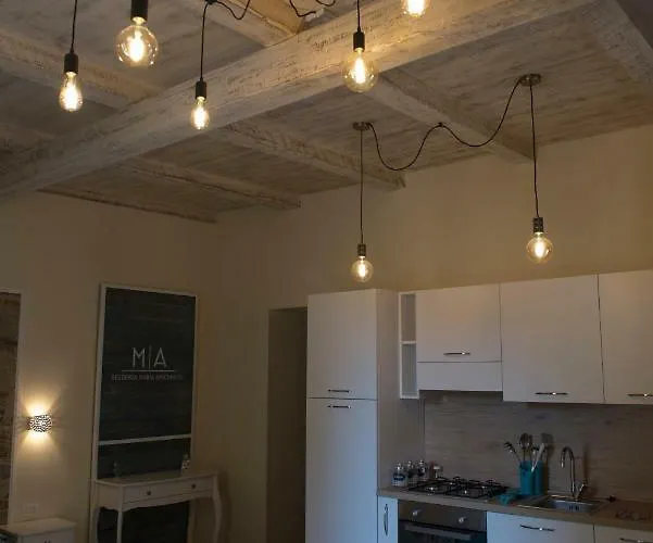 Residenza Maria Antonietta - 50 Metri Dal Mare בית הארחה פיצו