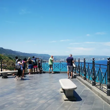 Maison d'hôtes Residenza Maria Antonietta - 50 Metri Dal Mare