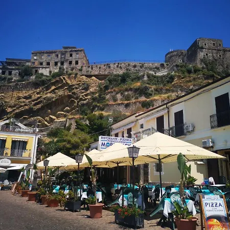 Residenza Maria Antonietta - 50 Metri Dal Mare Pensionat Pizzo (Calabria)