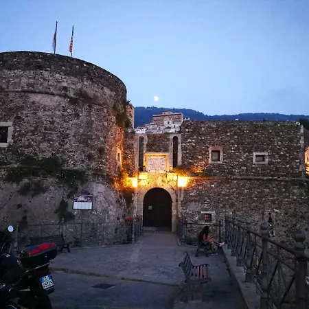 Residenza Maria Antonietta - 50 Metri Dal Mare Maison d'hôtes 3*