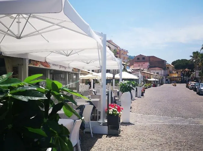 Pensjonat Residenza Maria Antonietta - 50 Metri Dal Mare